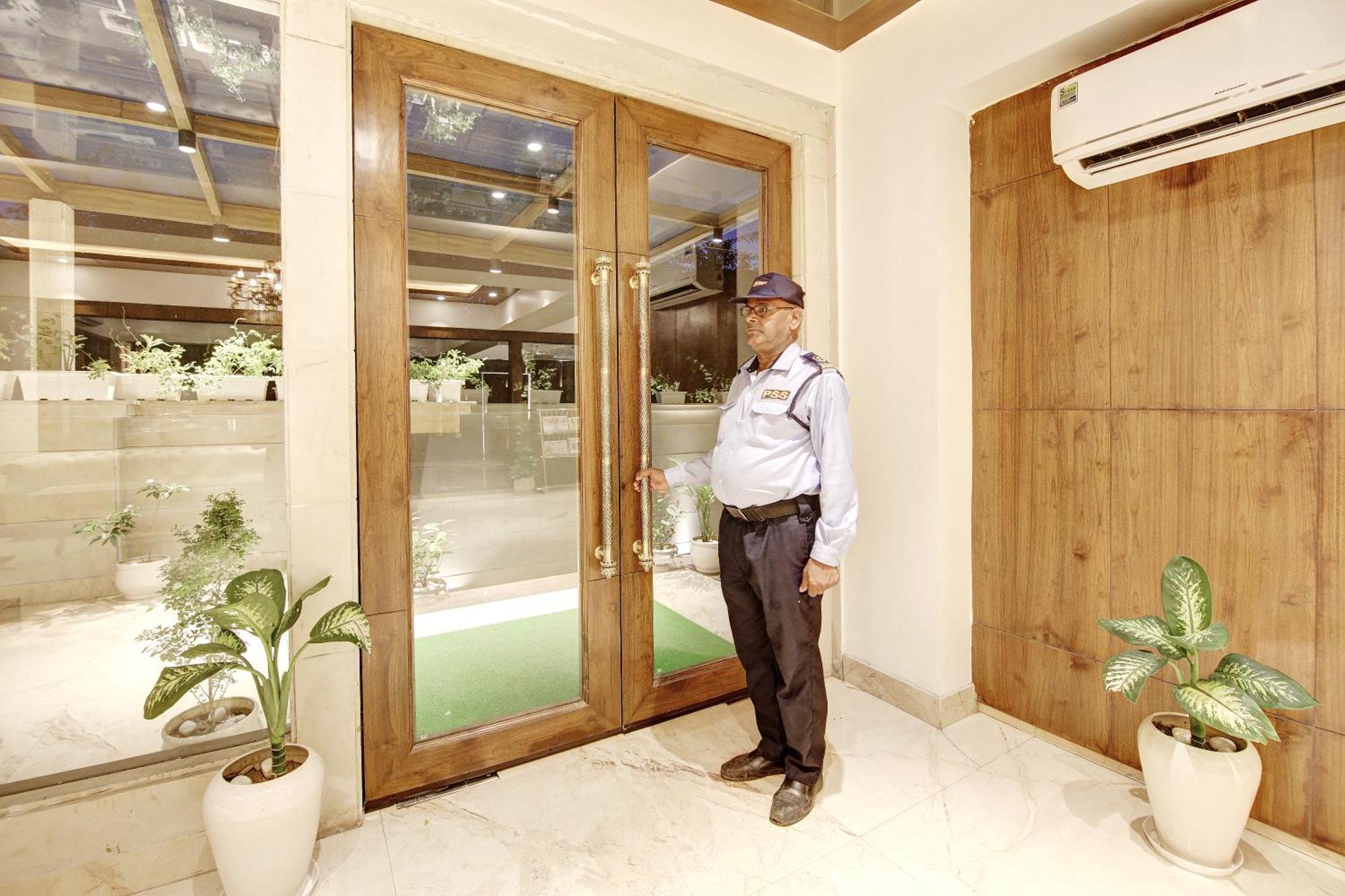 Marks Hotel & Banquet Noida Exterior photo