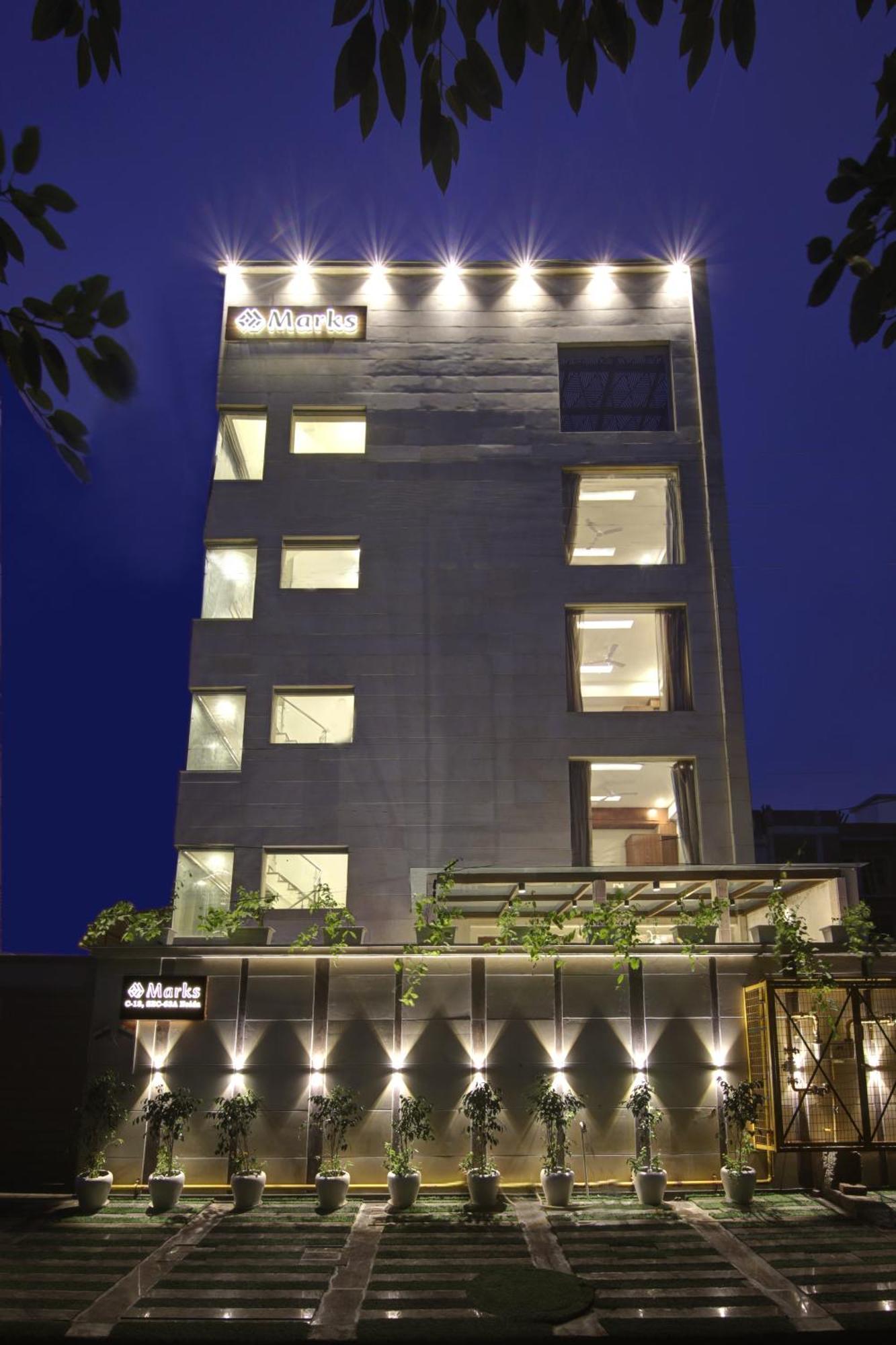 Marks Hotel & Banquet Noida Exterior photo