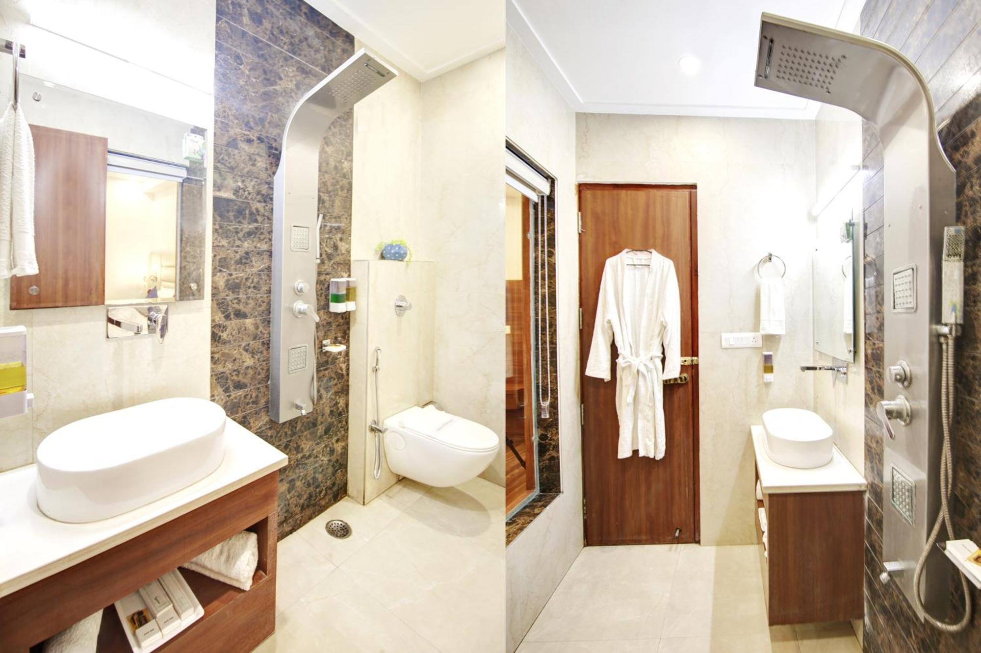 Marks Hotel & Banquet Noida Exterior photo