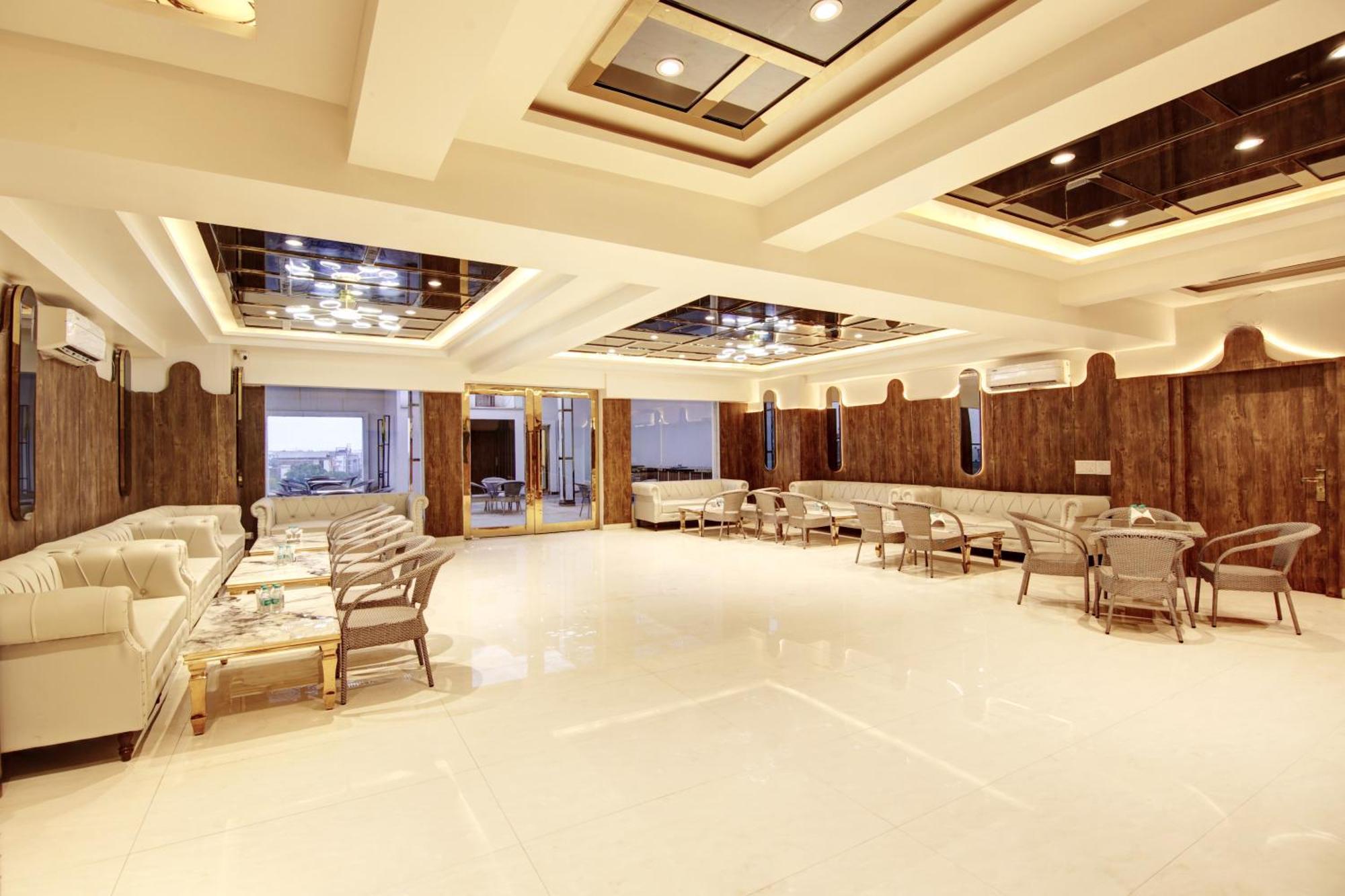Marks Hotel & Banquet Noida Exterior photo