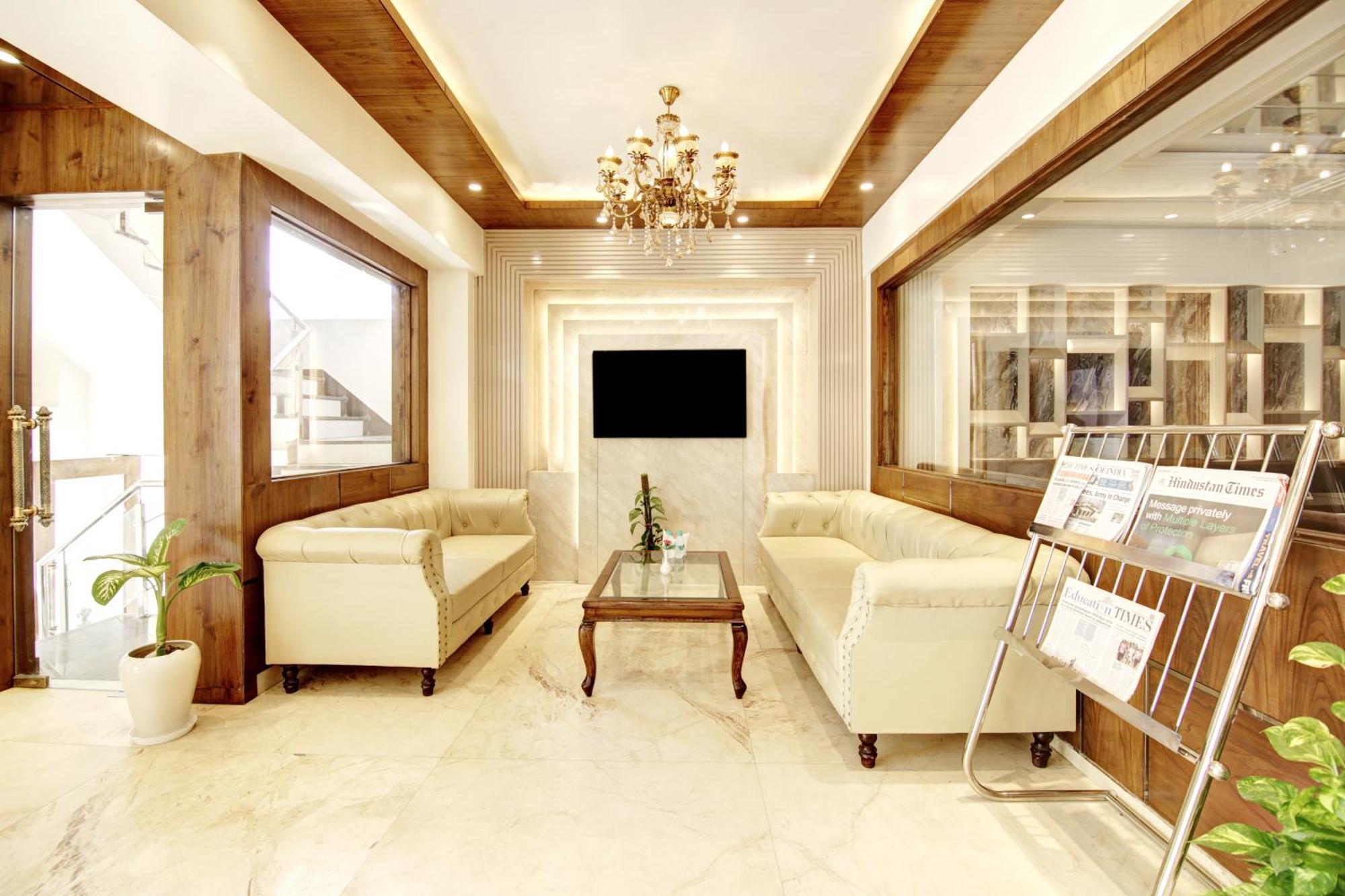 Marks Hotel & Banquet Noida Exterior photo